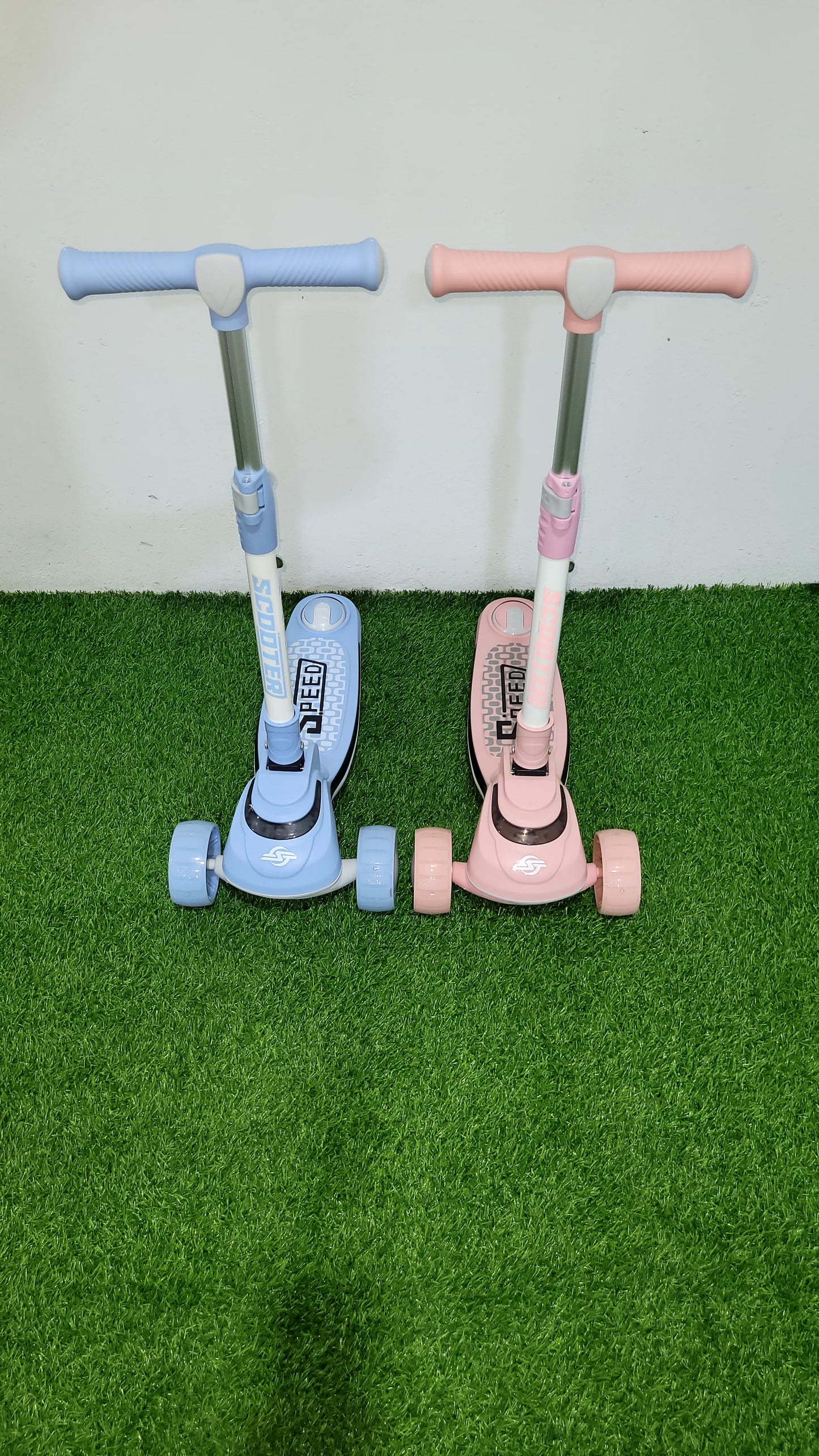 SCOOTER ROBOT