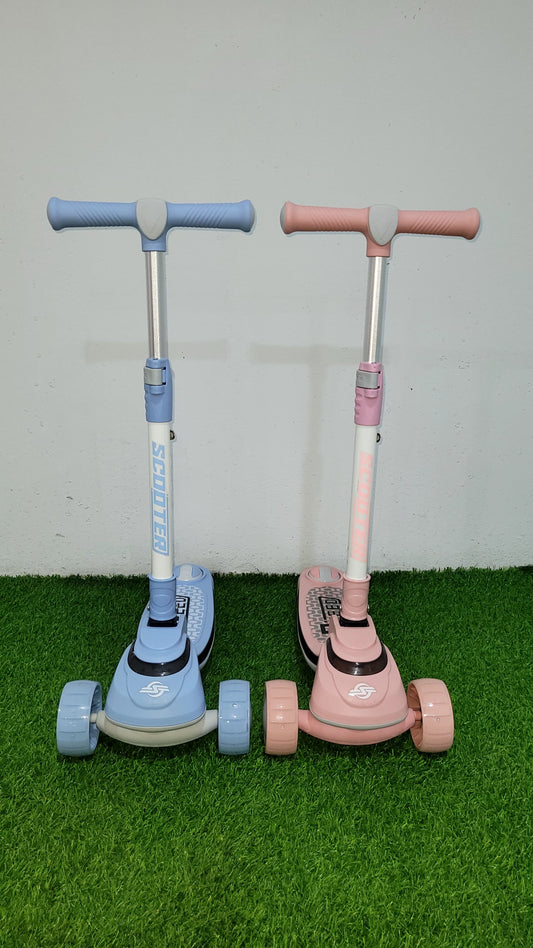 SCOOTER ROBOT